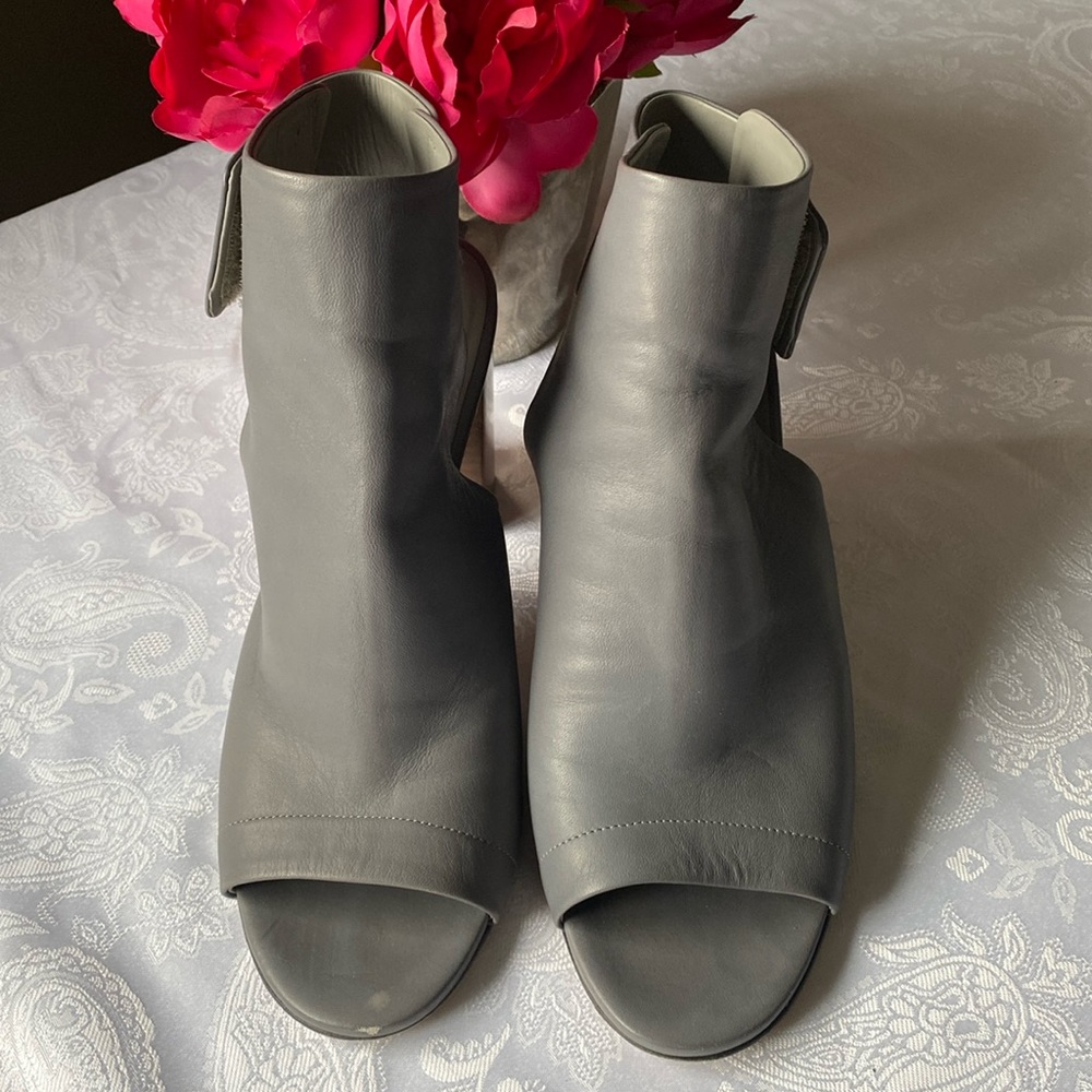 Vince Ankle Open Toe Bootie - Picture 1 of 6